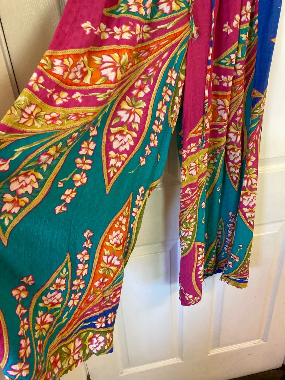 Haute Hippie Multicolor Floral Elastic-Waist Palazzo Pants - Picture 3 of 8